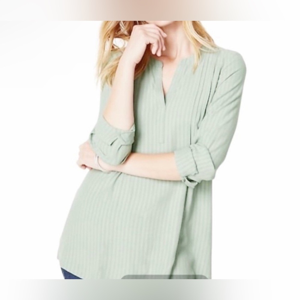 EUC long sleeve JJill 2x sage green